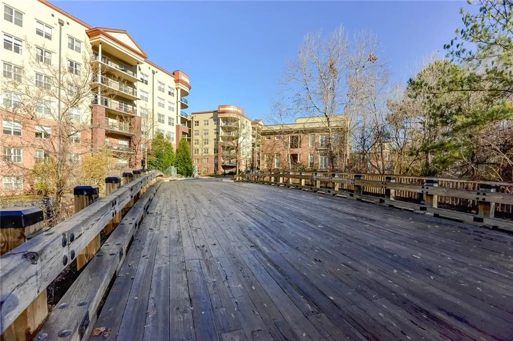 200 River Vista Drive Unit 323, Atlanta, Georgia 30339, 2 Bedrooms Bedrooms, ,2 BathroomsBathrooms,Residential,Sold,200 River Vista Drive Unit 323,6109961