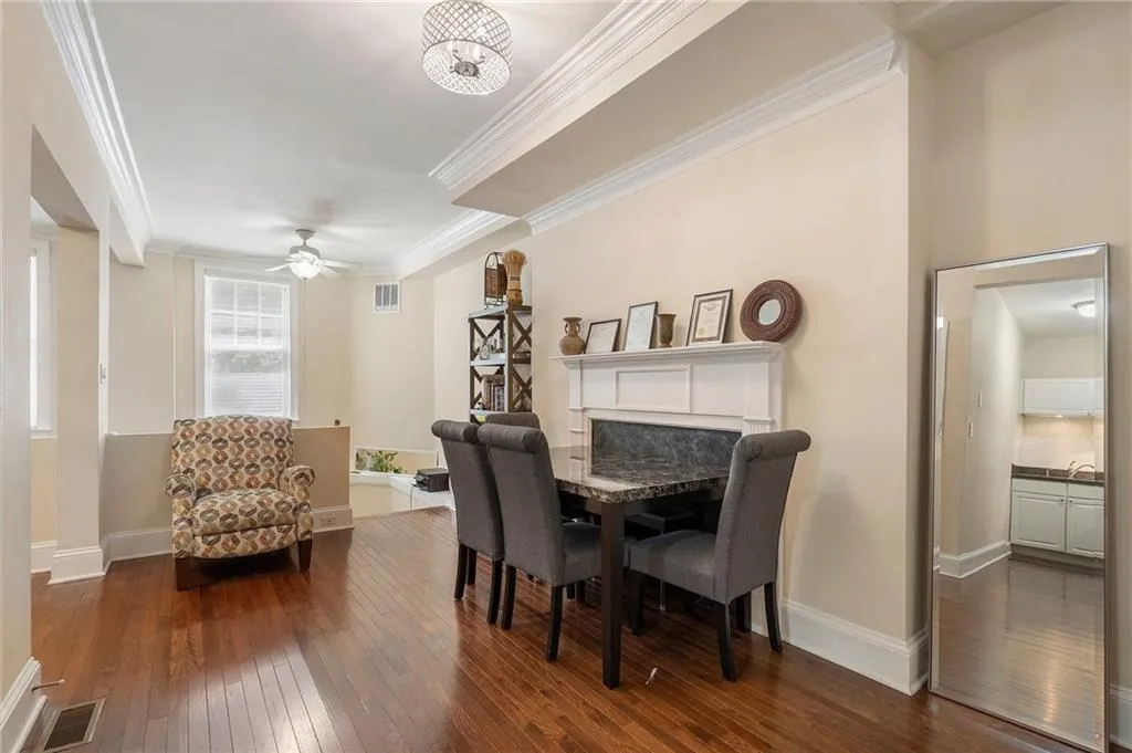 2840 Peachtree Road Nw Unit 307, Atlanta, Georgia 30305, 1 Bedroom Bedrooms, ,2 BathroomsBathrooms,Residential,For Sale,2840 Peachtree Road Nw Unit 307,7580424