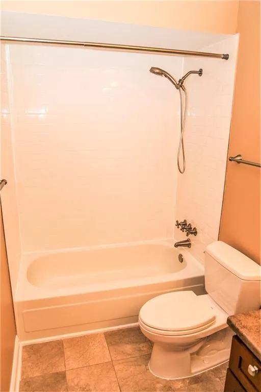 2840 Peachtree Road Nw Unit 307, Atlanta, Georgia 30305, 1 Bedroom Bedrooms, ,2 BathroomsBathrooms,Residential,For Sale,2840 Peachtree Road Nw Unit 307,7580424