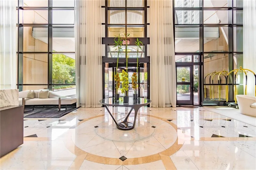 750 Park Avenue Ne Unit 29s, Atlanta, Georgia 30326, 2 Bedrooms Bedrooms, ,2 BathroomsBathrooms,Residential,For Sale,750 Park Avenue Ne Unit 29s,7652308