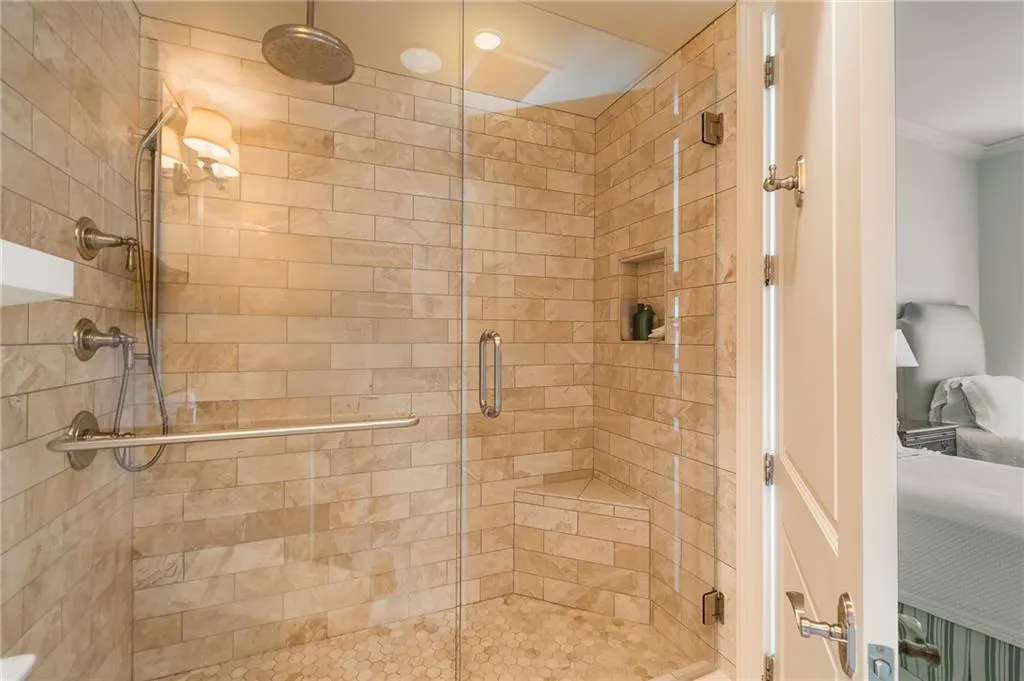 750 Park Avenue Ne Unit 29s, Atlanta, Georgia 30326, 2 Bedrooms Bedrooms, ,2 BathroomsBathrooms,Residential,For Sale,750 Park Avenue Ne Unit 29s,7652308