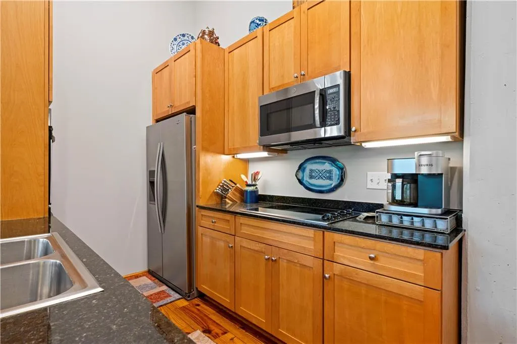 6105 Blue Stone Road Unit 103, Sandy Springs, Georgia 30328, 2 Bedrooms Bedrooms, ,2 BathroomsBathrooms,Residential,Sold,6105 Blue Stone Road Unit 103,7060036