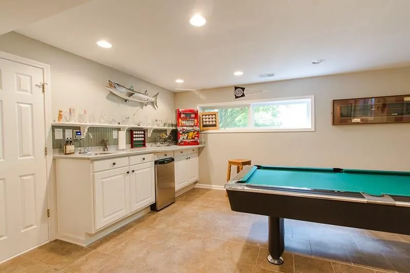 775 E Powderhorn Road Ne, Atlanta, Georgia 30342, 4 Bedrooms Bedrooms, ,3 BathroomsBathrooms,Residential,Sold,775 E Powderhorn Road Ne,5543057