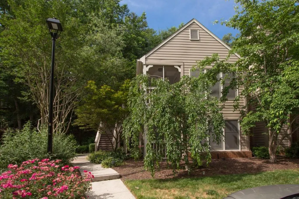 703 Bainbridge Drive Unit 703, Atlanta, Georgia 30327, 2 Bedrooms Bedrooms, ,2 BathroomsBathrooms,Residential,Sold,703 Bainbridge Drive Unit 703,5853164