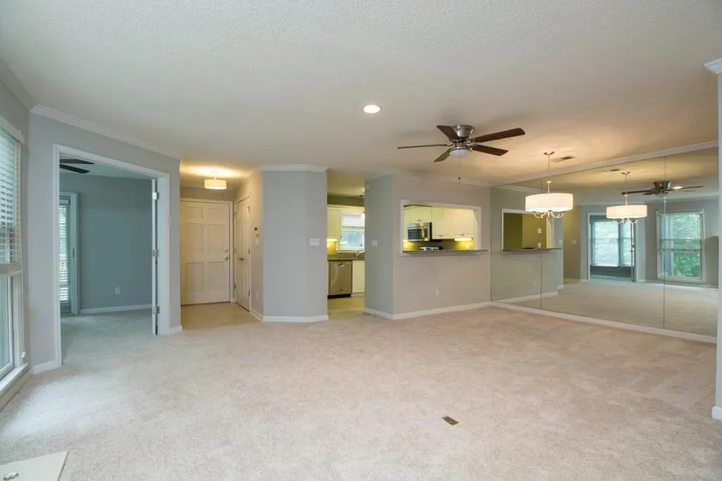 703 Bainbridge Drive Unit 703, Atlanta, Georgia 30327, 2 Bedrooms Bedrooms, ,2 BathroomsBathrooms,Residential,Sold,703 Bainbridge Drive Unit 703,5853164