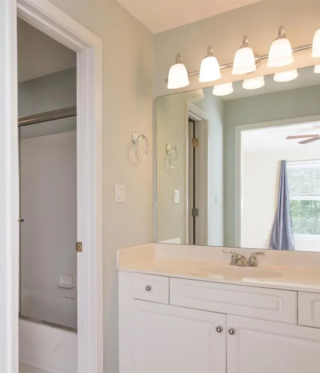 703 Bainbridge Drive Unit 703, Atlanta, Georgia 30327, 2 Bedrooms Bedrooms, ,2 BathroomsBathrooms,Residential,Sold,703 Bainbridge Drive Unit 703,5853164