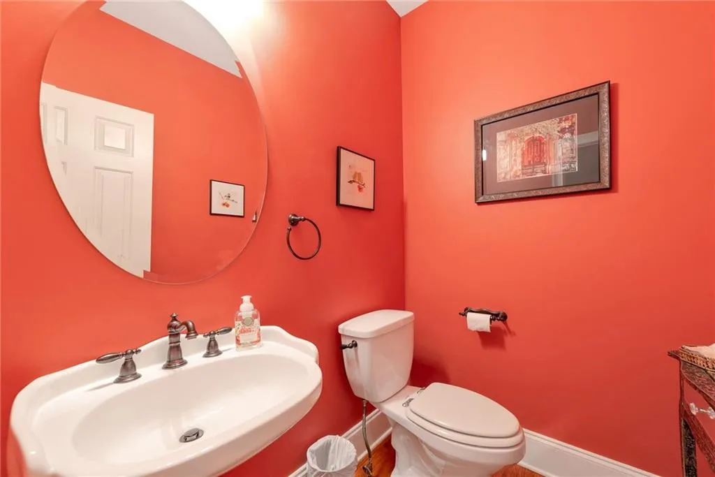 103 Glentown Way, Atlanta, Georgia 30328, 3 Bedrooms Bedrooms, ,3 BathroomsBathrooms,Residential,Sold,103 Glentown Way,7474682