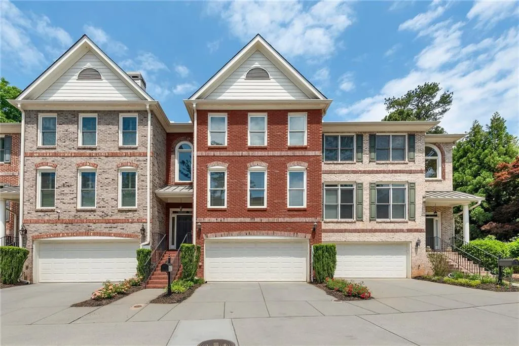 103 Glentown Way, Atlanta, Georgia 30328, 3 Bedrooms Bedrooms, ,3 BathroomsBathrooms,Residential,Sold,103 Glentown Way,7474682