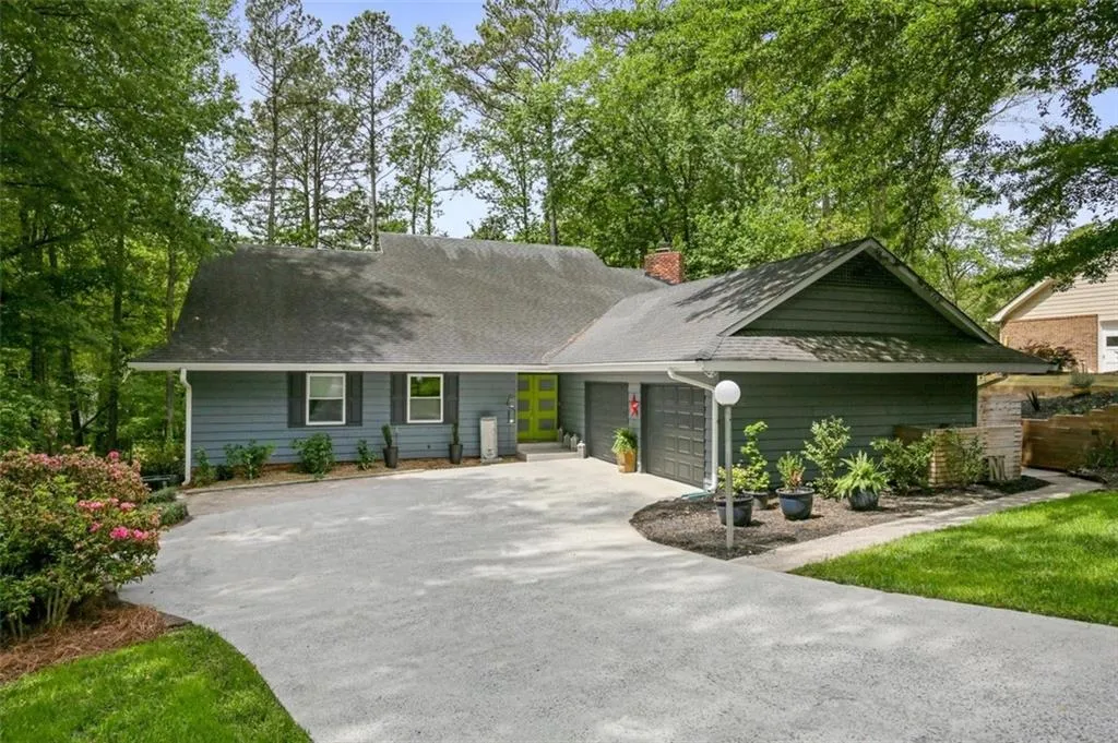 Mid Century Modern Masterpiece