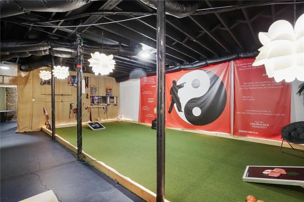 370 Stone Mill Trail, Sandy Springs, Georgia 30328, 5 Bedrooms Bedrooms, ,3 BathroomsBathrooms,Residential,Sold,370 Stone Mill Trail,7371851