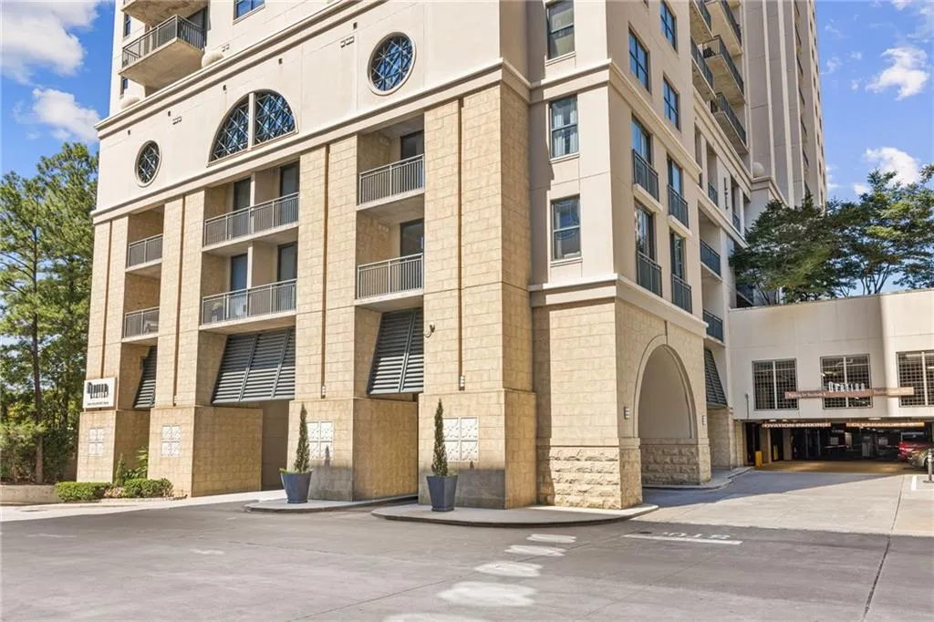 3040 Peachtree Road Nw Unit 1013, Atlanta, Georgia 30305, 1 Bedroom Bedrooms, 0 ,1 BathroomBathrooms,Residential,For Sale,3040 Peachtree Road Nw Unit 1013,7742848