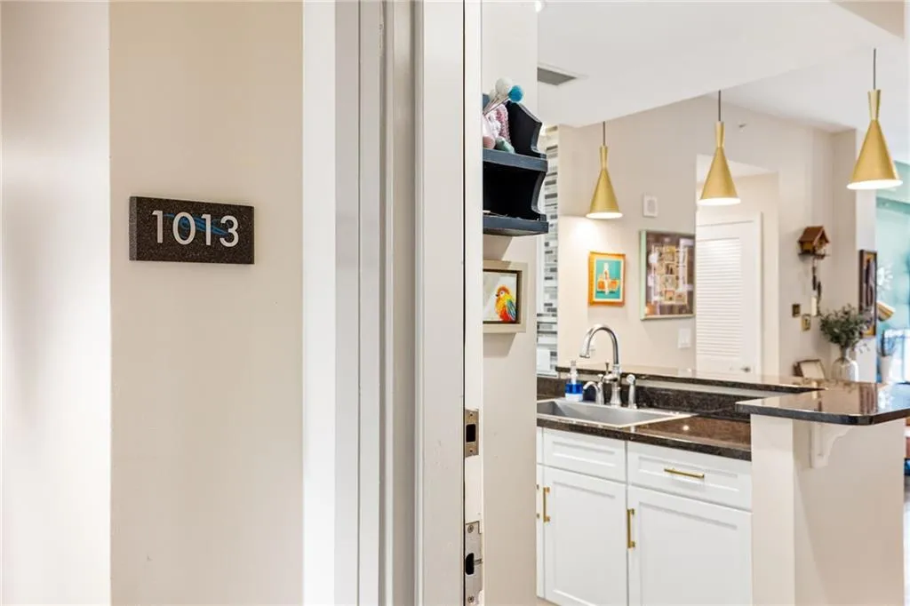3040 Peachtree Road Nw Unit 1013, Atlanta, Georgia 30305, 1 Bedroom Bedrooms, 0 ,1 BathroomBathrooms,Residential,For Sale,3040 Peachtree Road Nw Unit 1013,7742848