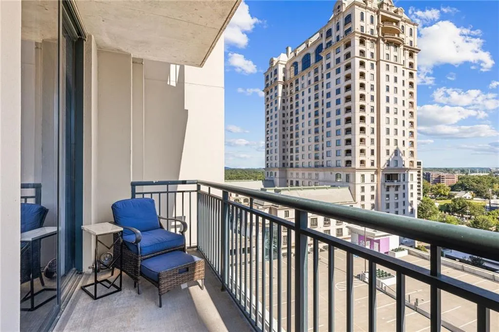 3040 Peachtree Road Nw Unit 1013, Atlanta, Georgia 30305, 1 Bedroom Bedrooms, 0 ,1 BathroomBathrooms,Residential,For Sale,3040 Peachtree Road Nw Unit 1013,7742848