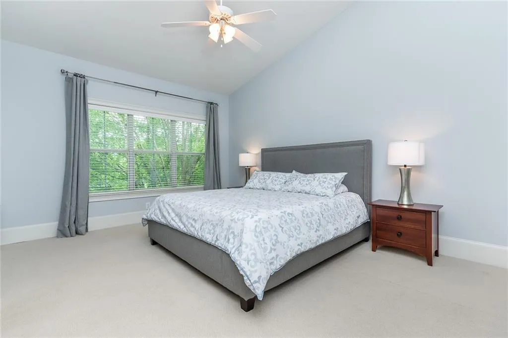 5446 Glenridge View, Sandy Springs, Georgia 30342, 3 Bedrooms Bedrooms, ,3 BathroomsBathrooms,Residential,Sold,5446 Glenridge View,6896512