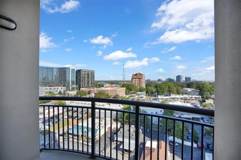 325 E Paces Ferry Road Ne Unit 1411, Atlanta, Georgia 30305, 2 Bedrooms Bedrooms, ,2 BathroomsBathrooms,Residential,For Sale,325 E Paces Ferry Road Ne Unit 1411,7660434