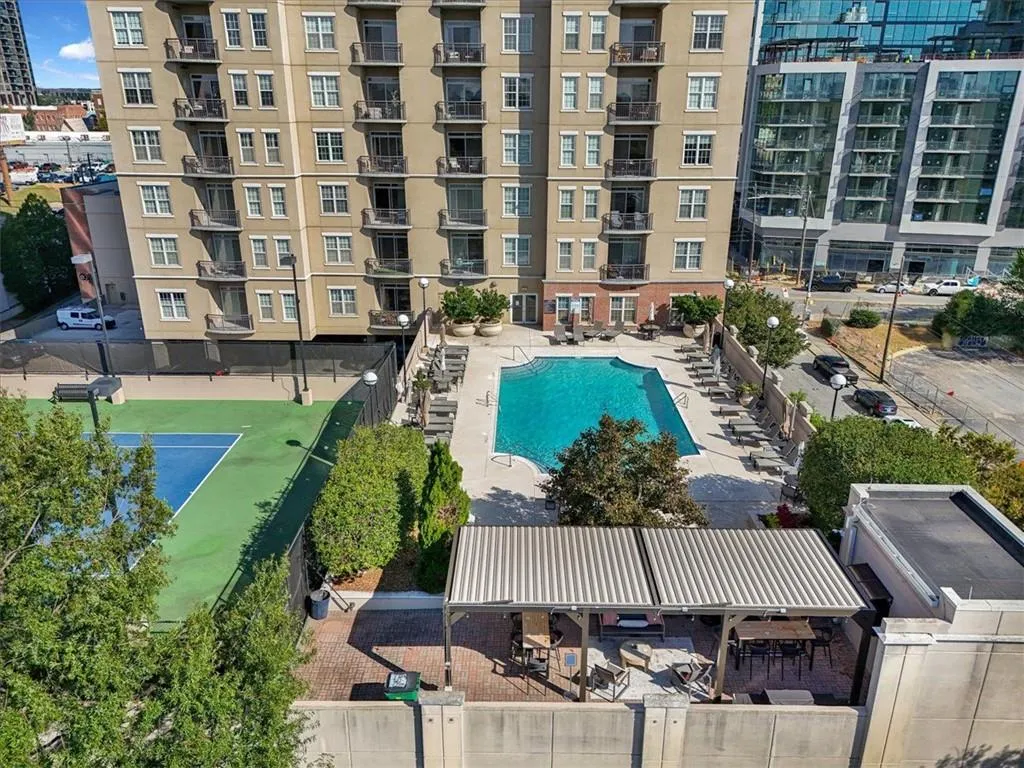 325 E Paces Ferry Road Ne Unit 1411, Atlanta, Georgia 30305, 2 Bedrooms Bedrooms, ,2 BathroomsBathrooms,Residential,For Sale,325 E Paces Ferry Road Ne Unit 1411,7660434