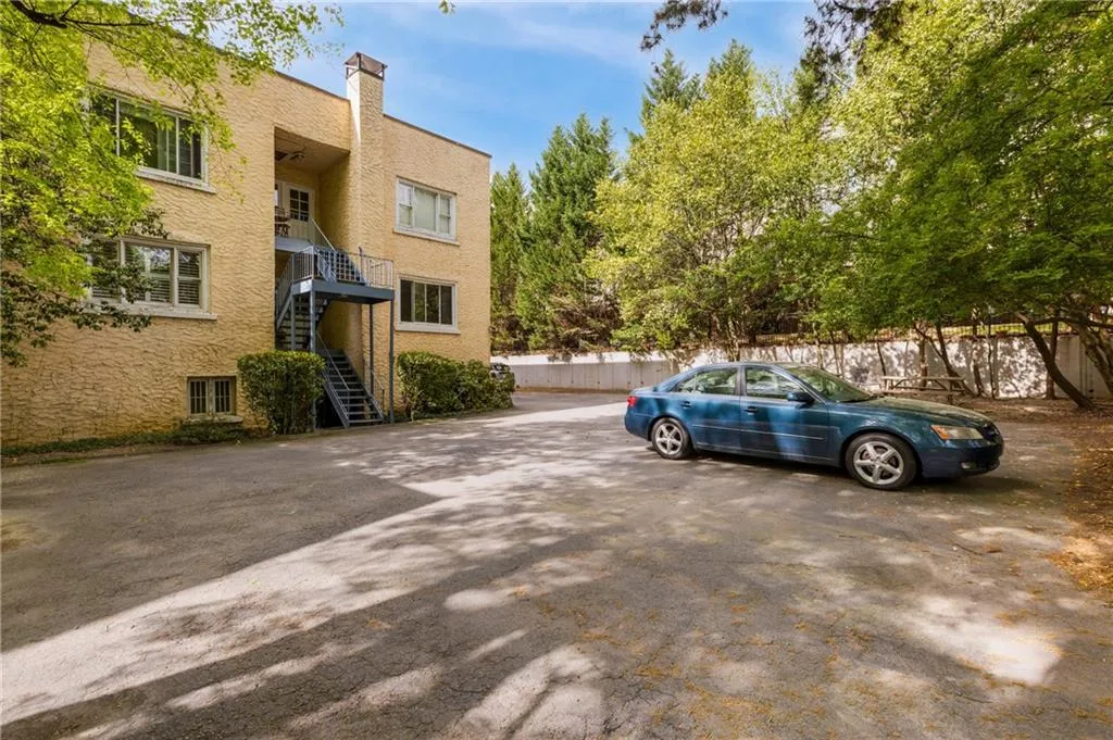 70 Sheridan Drive Ne Unit 9, Atlanta, Georgia 30305, 1 Bedroom Bedrooms, 0 ,1 BathroomBathrooms,Residential,For Sale,70 Sheridan Drive Ne Unit 9,7857281