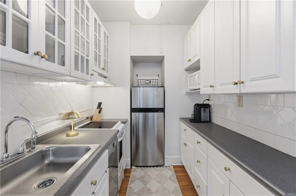 70 Sheridan Drive Ne Unit 9, Atlanta, Georgia 30305, 1 Bedroom Bedrooms, 0 ,1 BathroomBathrooms,Residential,For Sale,70 Sheridan Drive Ne Unit 9,7857281