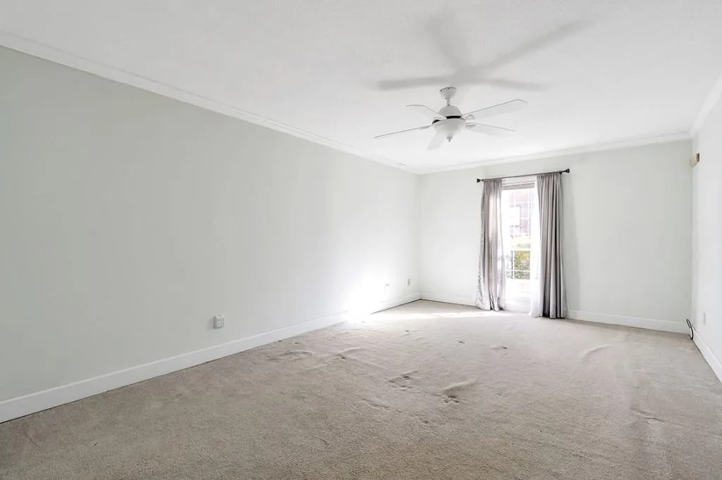 6851 Roswell Road Unit D14, Atlanta, Georgia 30328, 3 Bedrooms Bedrooms, ,2 BathroomsBathrooms,Residential,For Sale,6851 Roswell Road Unit D14,7497644