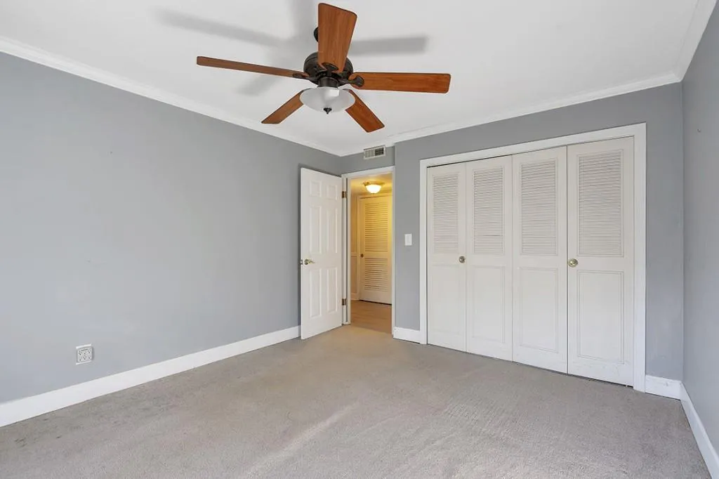 6851 Roswell Road Unit D14, Atlanta, Georgia 30328, 3 Bedrooms Bedrooms, ,2 BathroomsBathrooms,Residential,For Sale,6851 Roswell Road Unit D14,7497644