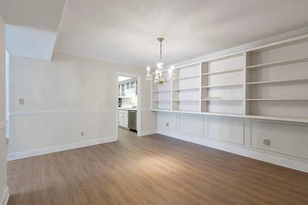 6851 Roswell Road Unit D14, Atlanta, Georgia 30328, 3 Bedrooms Bedrooms, ,2 BathroomsBathrooms,Residential,For Sale,6851 Roswell Road Unit D14,7497644