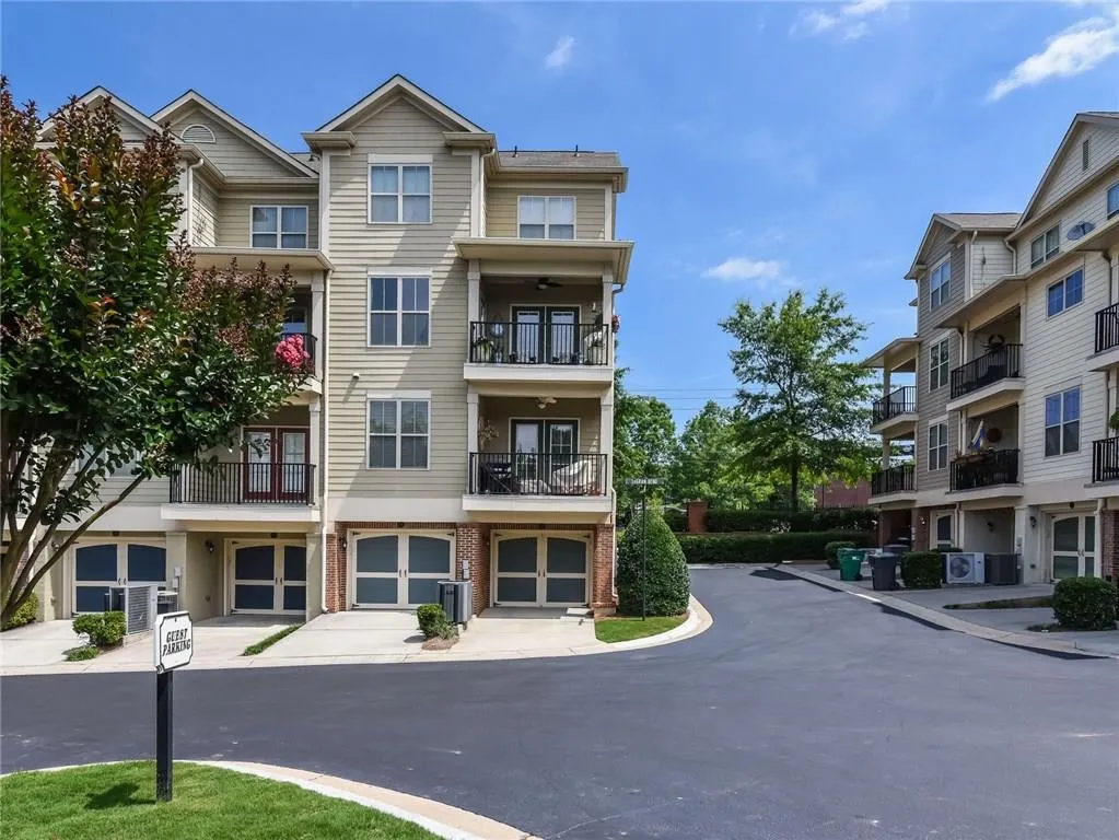 248 Le Gran Bend, Atlanta, Georgia 30328, 2 Bedrooms Bedrooms, ,2 BathroomsBathrooms,Residential,Sold,248 Le Gran Bend,5862182