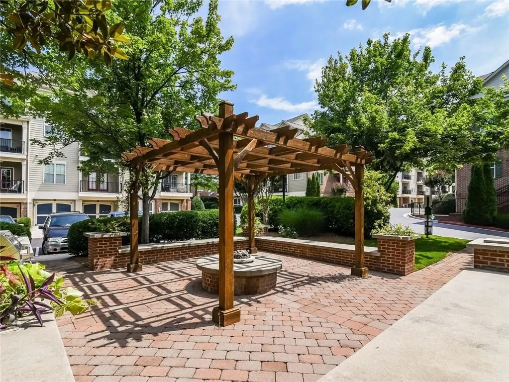 248 Le Gran Bend, Atlanta, Georgia 30328, 2 Bedrooms Bedrooms, ,2 BathroomsBathrooms,Residential,Sold,248 Le Gran Bend,5862182