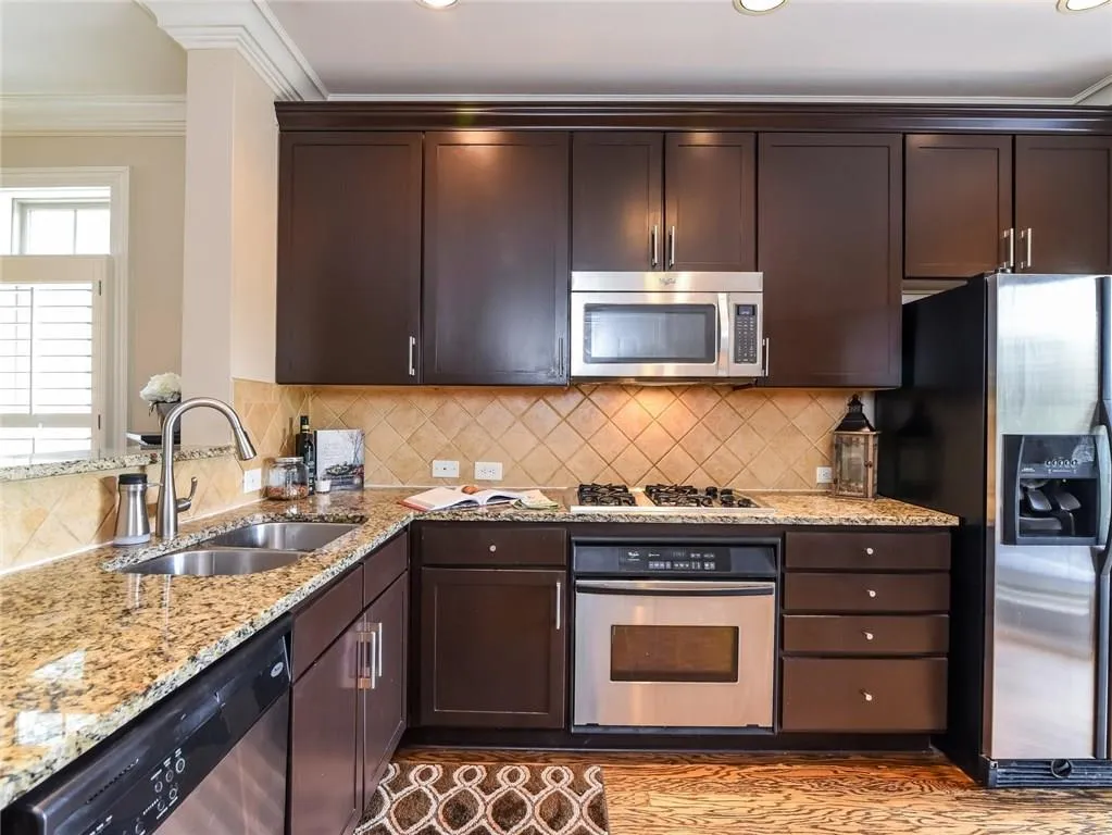 248 Le Gran Bend, Atlanta, Georgia 30328, 2 Bedrooms Bedrooms, ,2 BathroomsBathrooms,Residential,Sold,248 Le Gran Bend,5862182