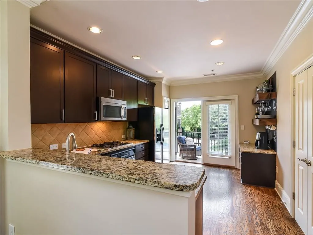 248 Le Gran Bend, Atlanta, Georgia 30328, 2 Bedrooms Bedrooms, ,2 BathroomsBathrooms,Residential,Sold,248 Le Gran Bend,5862182