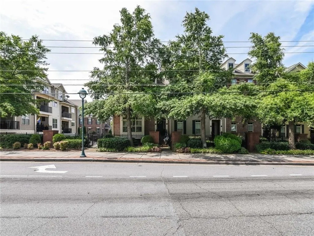 248 Le Gran Bend, Atlanta, Georgia 30328, 2 Bedrooms Bedrooms, ,2 BathroomsBathrooms,Residential,Sold,248 Le Gran Bend,5862182