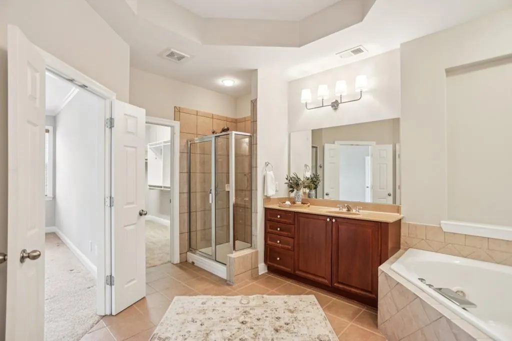 3048 Woodwalk Drive Se Unit 14, Atlanta, Georgia 30339, 4 Bedrooms Bedrooms, ,3 BathroomsBathrooms,Residential,For Sale,3048 Woodwalk Drive Se Unit 14,7667545