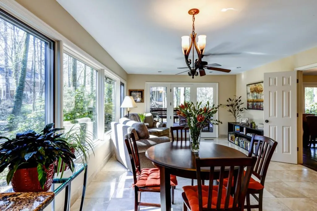 6070 Weatherly Drive, Sandy Springs, Georgia 30328, 5 Bedrooms Bedrooms, ,3 BathroomsBathrooms,Residential,Sold,6070 Weatherly Drive,5505371