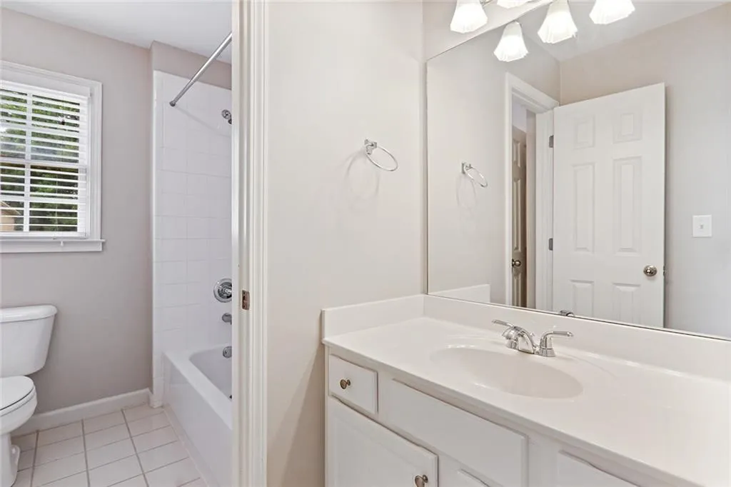7355 Village Creek Trace, Atlanta, Georgia 30328, 4 Bedrooms Bedrooms, ,3 BathroomsBathrooms,Residential,Sold,7355 Village Creek Trace,6577621