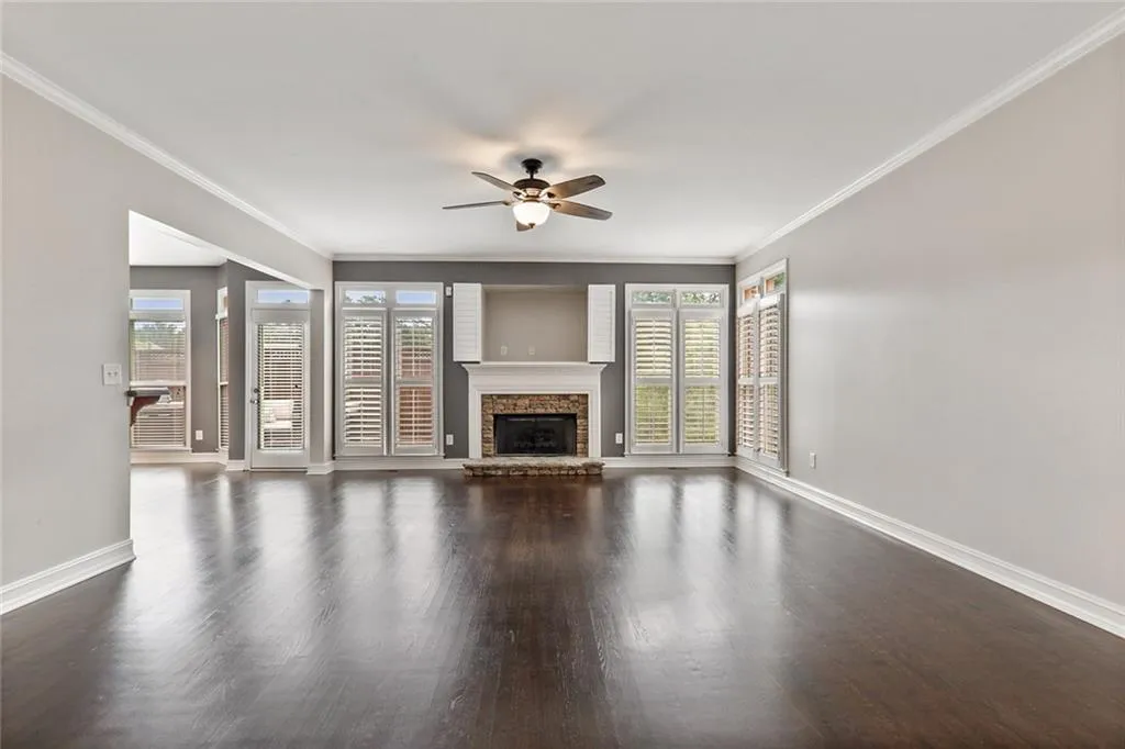 7355 Village Creek Trace, Atlanta, Georgia 30328, 4 Bedrooms Bedrooms, ,3 BathroomsBathrooms,Residential,Sold,7355 Village Creek Trace,6577621