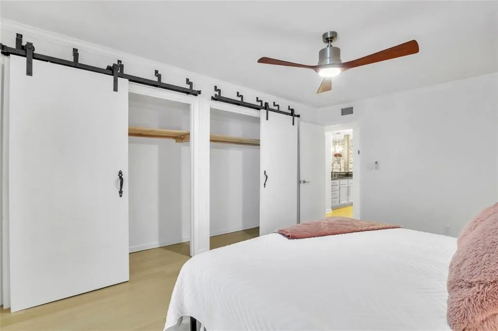 905 Garden Court, Atlanta, Georgia 30328, 2 Bedrooms Bedrooms, ,2 BathroomsBathrooms,Residential,Sold,905 Garden Court,7387613