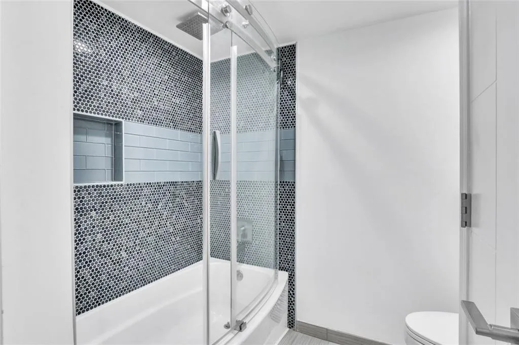 905 Garden Court, Atlanta, Georgia 30328, 2 Bedrooms Bedrooms, ,2 BathroomsBathrooms,Residential,Sold,905 Garden Court,7387613