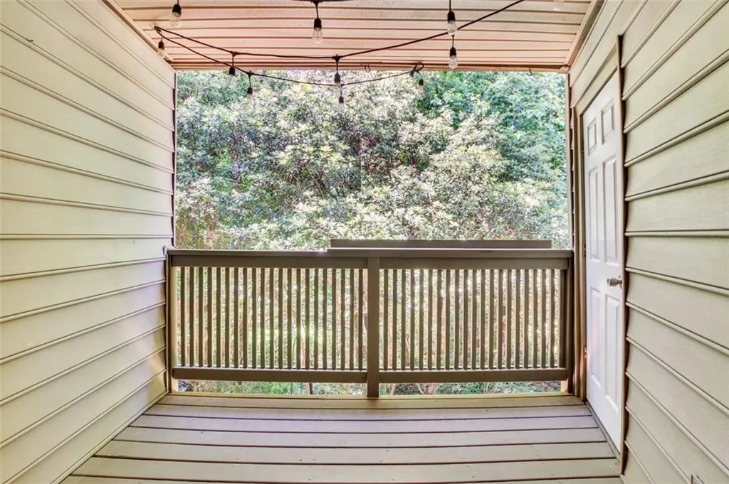 905 Garden Court, Atlanta, Georgia 30328, 2 Bedrooms Bedrooms, ,2 BathroomsBathrooms,Residential,Sold,905 Garden Court,7387613