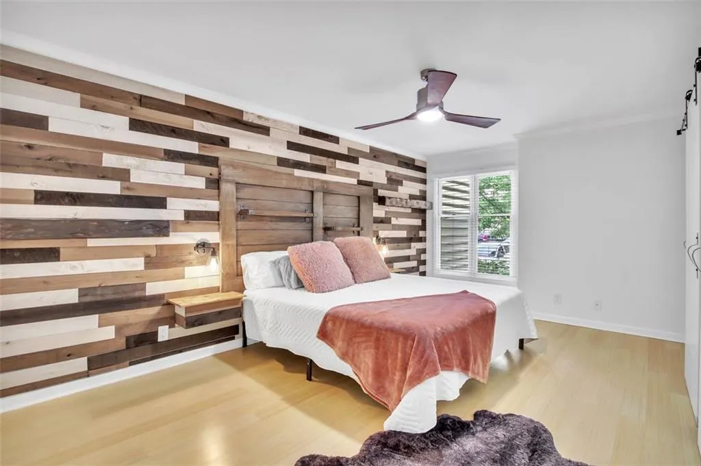 905 Garden Court, Atlanta, Georgia 30328, 2 Bedrooms Bedrooms, ,2 BathroomsBathrooms,Residential,Sold,905 Garden Court,7387613