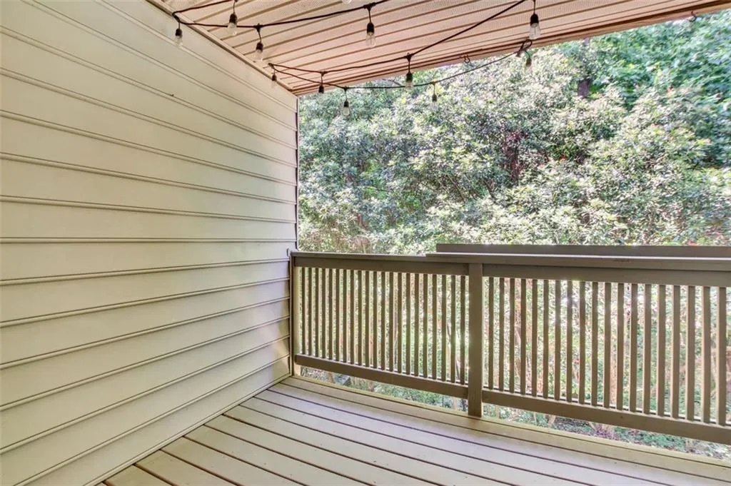 905 Garden Court, Atlanta, Georgia 30328, 2 Bedrooms Bedrooms, ,2 BathroomsBathrooms,Residential,Sold,905 Garden Court,7387613