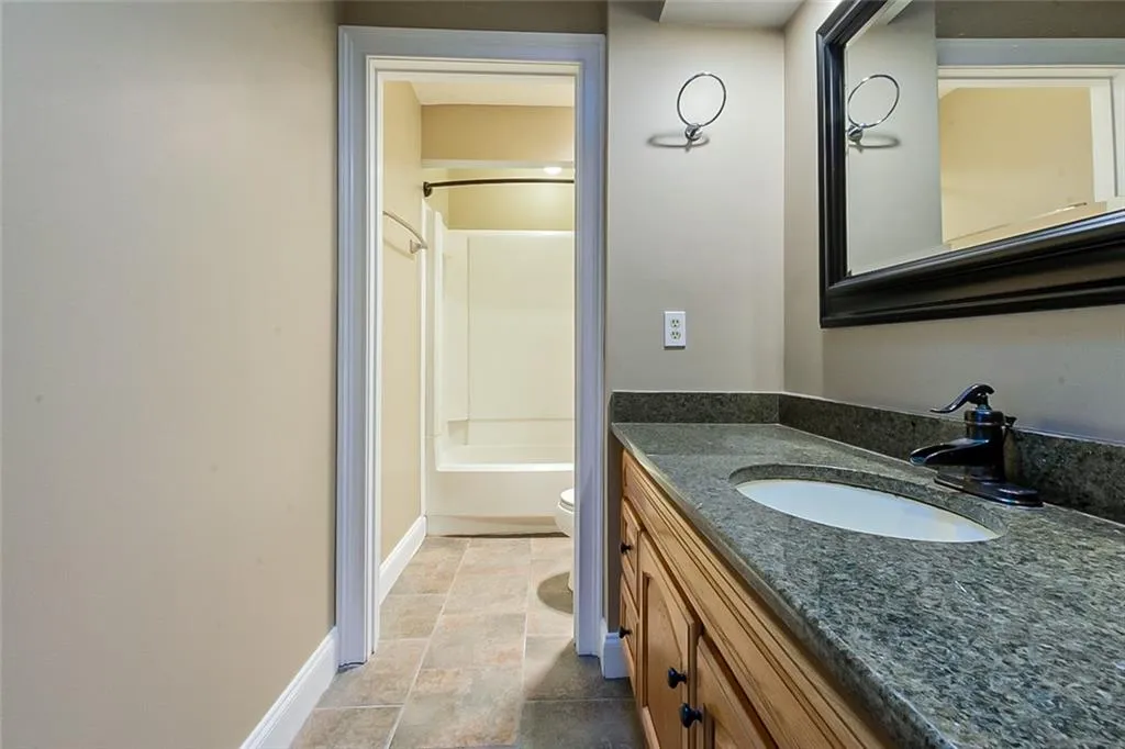 506 Sutters Point, Atlanta, Georgia 30328, 3 Bedrooms Bedrooms, ,2 BathroomsBathrooms,Residential,Sold,506 Sutters Point,7028392