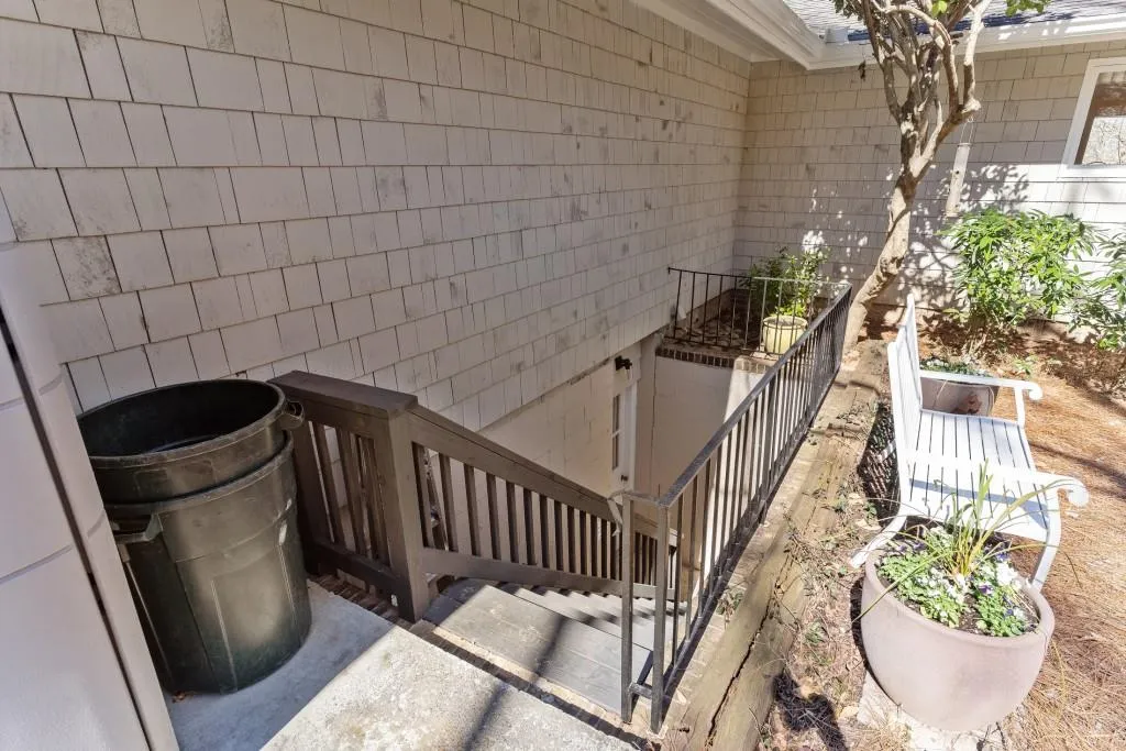 1310 Tynecastle Way, Sandy Springs, Georgia 30350, 4 Bedrooms Bedrooms, ,4 BathroomsBathrooms,Residential,Sold,1310 Tynecastle Way,6847990