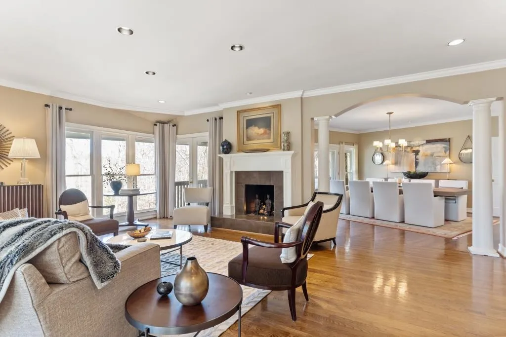 1310 Tynecastle Way, Sandy Springs, Georgia 30350, 4 Bedrooms Bedrooms, ,4 BathroomsBathrooms,Residential,Sold,1310 Tynecastle Way,6847990