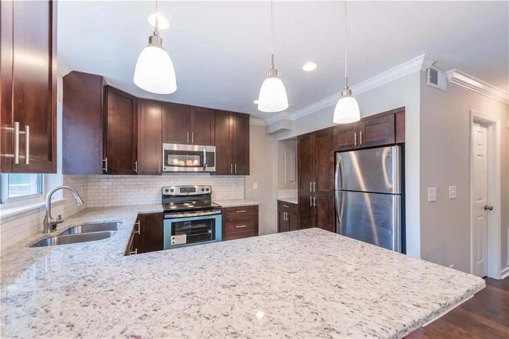 7311 Cardigan Circle Unit 7311, Atlanta, Georgia 30328, 3 Bedrooms Bedrooms, ,3 BathroomsBathrooms,Residential,Sold,7311 Cardigan Circle Unit 7311,5766647