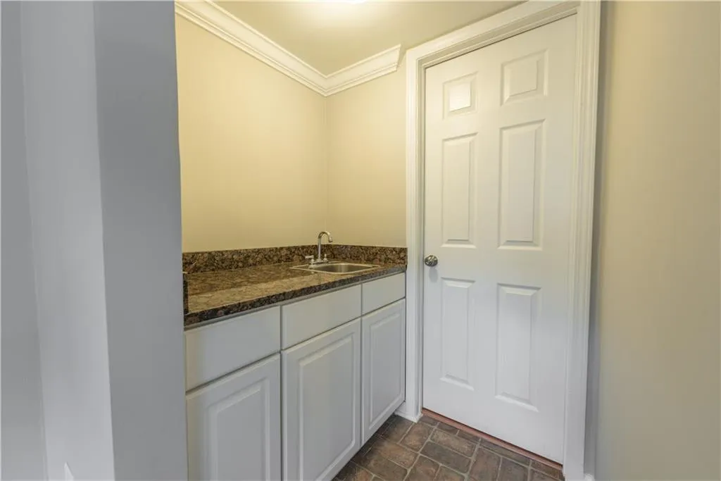 7311 Cardigan Circle Unit 7311, Atlanta, Georgia 30328, 3 Bedrooms Bedrooms, ,3 BathroomsBathrooms,Residential,Sold,7311 Cardigan Circle Unit 7311,5766647