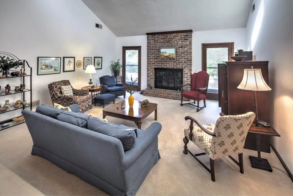 430 Highbrook Drive, Atlanta, Georgia 30342, 3 Bedrooms Bedrooms, ,3 BathroomsBathrooms,Residential,Sold,430 Highbrook Drive,5800030