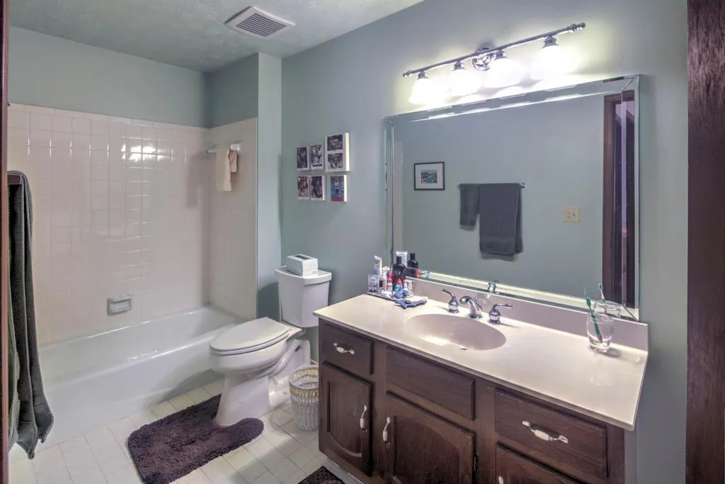 430 Highbrook Drive, Atlanta, Georgia 30342, 3 Bedrooms Bedrooms, ,3 BathroomsBathrooms,Residential,Sold,430 Highbrook Drive,5800030