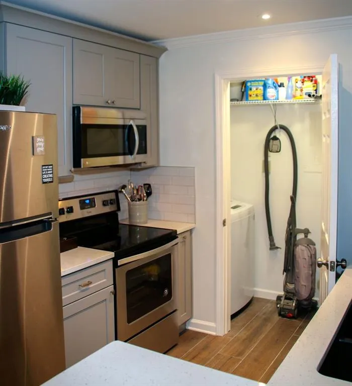 327 Granville Court Unit 327, Sandy Springs, Georgia 30328, 1 Bedroom Bedrooms, ,1 BathroomBathrooms,Residential,Sold,327 Granville Court Unit 327,6735233