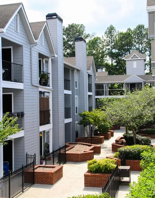 327 Granville Court Unit 327, Sandy Springs, Georgia 30328, 1 Bedroom Bedrooms, ,1 BathroomBathrooms,Residential,Sold,327 Granville Court Unit 327,6735233