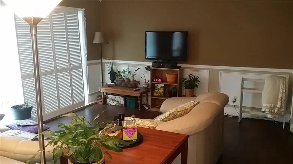 6851 Roswell Road Unit J4, Atlanta, Georgia 30328, 2 Bedrooms Bedrooms, ,2 BathroomsBathrooms,Residential,Sold,6851 Roswell Road Unit J4,5638938