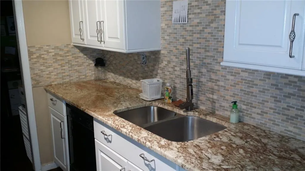6851 Roswell Road Unit J4, Atlanta, Georgia 30328, 2 Bedrooms Bedrooms, ,2 BathroomsBathrooms,Residential,Sold,6851 Roswell Road Unit J4,5638938